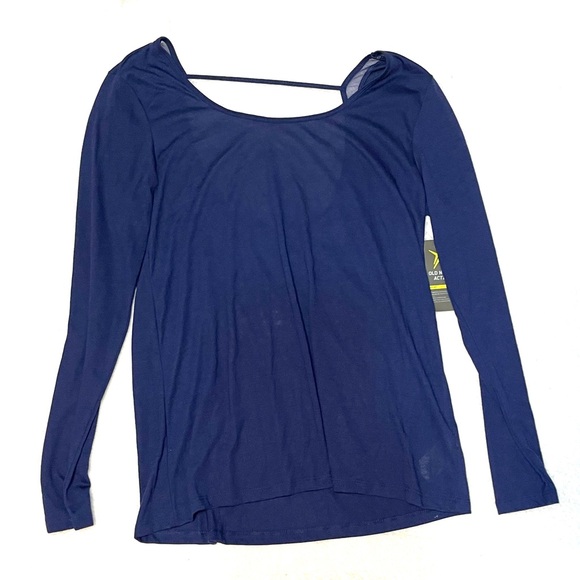 Old Navy Tops - NWT Old Navy Active Lightweight Loose Long Sleeve Workout‎ Top Shirt Women's S